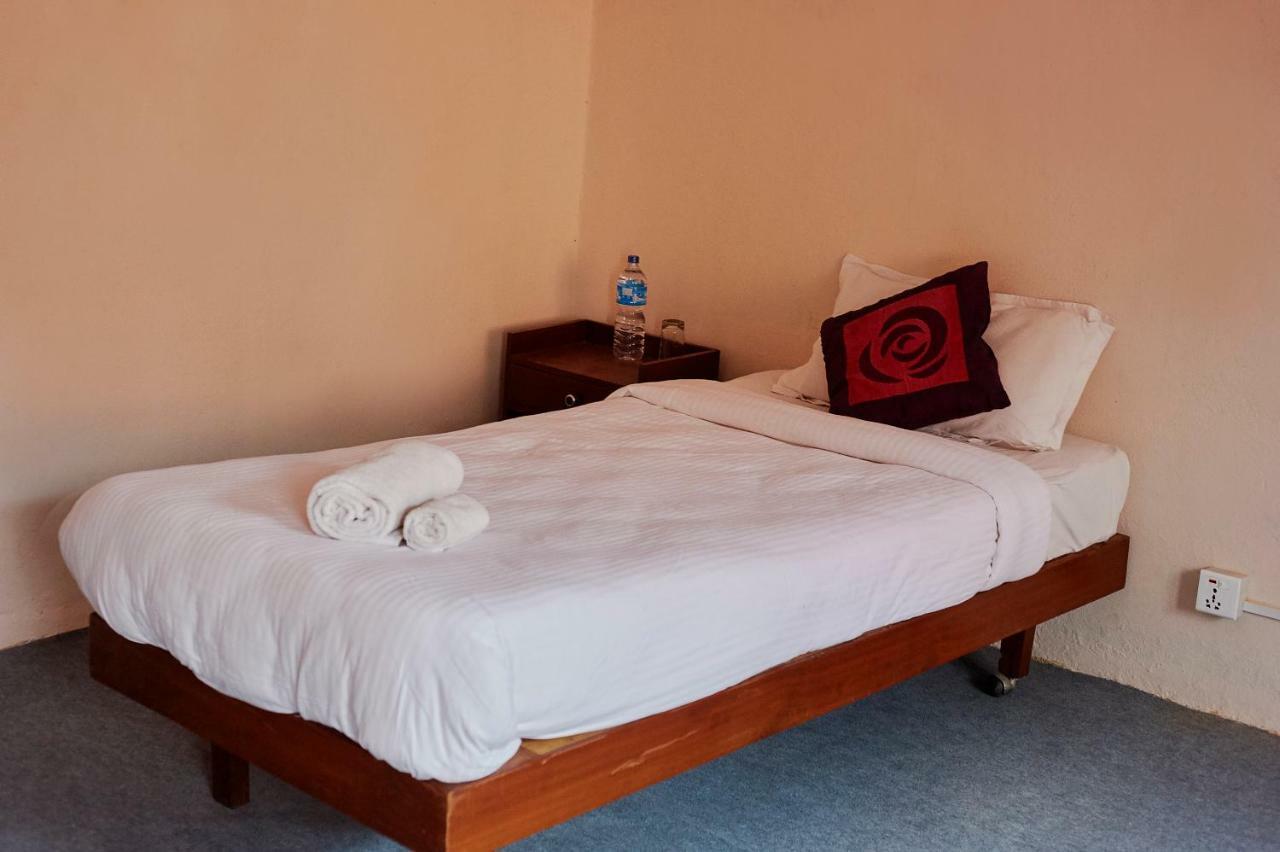 Bodhi Guest House Baudhatinchule Ngoại thất bức ảnh